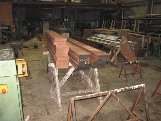 hout dakkisten en ramen