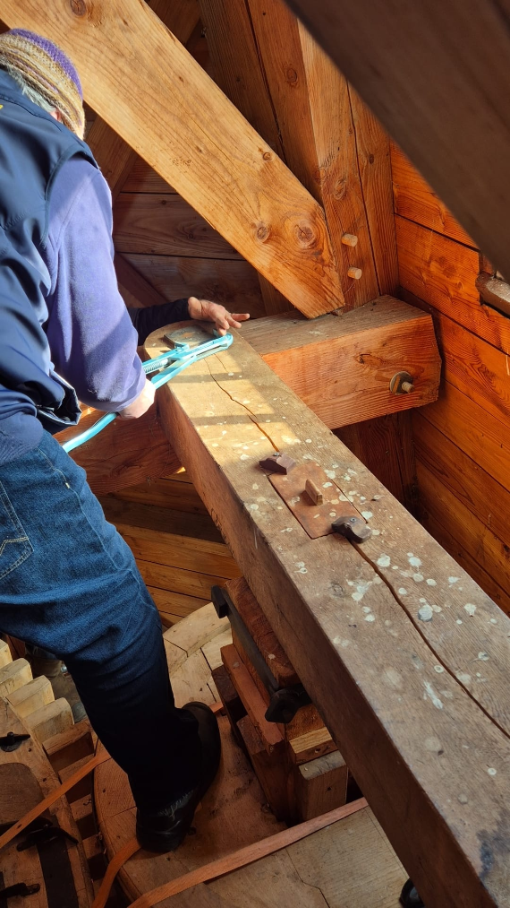 Zwaaibalk losschroeven